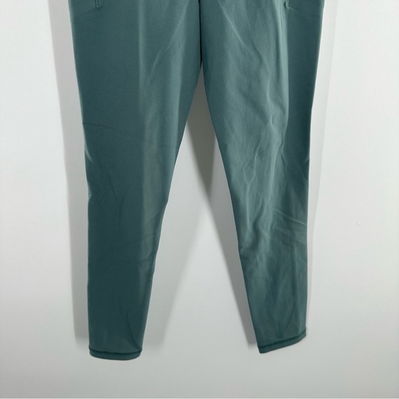 Athleta Salutation High Rise Tight Bali Green - Picture 4 of 9